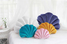 Load image into Gallery viewer, Light Luxury Bedroom Scallop Shape Cushions Throw Pillow