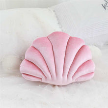 Load image into Gallery viewer, Light Luxury Bedroom Scallop Shape Cushions Throw Pillow