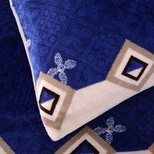 Load image into Gallery viewer, Winter 3Pcs Velvet Bedding Diamond Comforter Set
