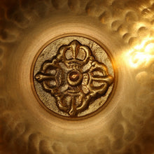 Load image into Gallery viewer, Silent Mind Tibetan Singing Bowl Set - beesdecorpro
