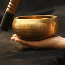 Load image into Gallery viewer, Silent Mind Tibetan Singing Bowl Set - beesdecorpro
